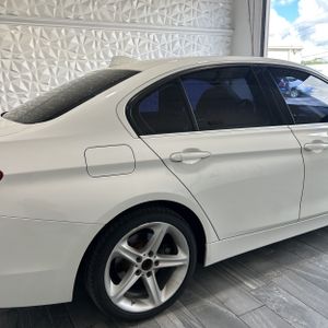 صورة 8 لـ 2017 BMW 3 SERIES 330I