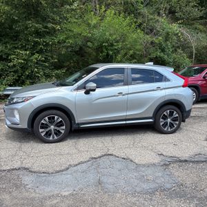 2019 Mitsubishi ECLIPSE CROSS SE — фото 3