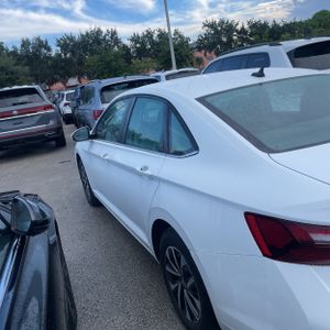 صورة 6 لـ 2023 Volkswagen JETTA S