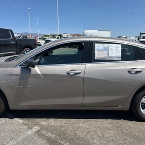 CHEVROLET MALIBU LS - 4