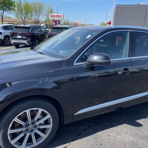 AUDI Q7 3.0T PREMIUM - 2