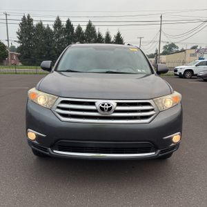 صورة مصغرة 14 لـ 2013 Toyota HIGHLANDER LIMITED