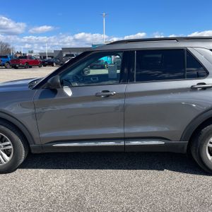 FORD EXPLORER XLT - 4