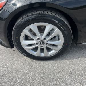 2019 Mercedes-BENZ C-CLASS thumbnail 17