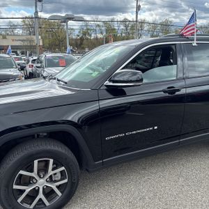 JEEP GRAND CHEROKEE L LIMITED - 2