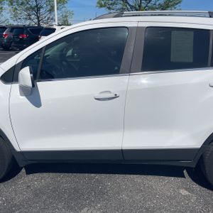 CHEVROLET TRAX LT - 4