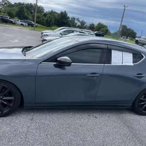 2022 Mazda MAZDA3 HATCHBACK PREMIUM PLUS — фото 4