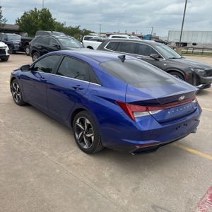 HYUNDAI ELANTRA HYBRID LIMITED - 4