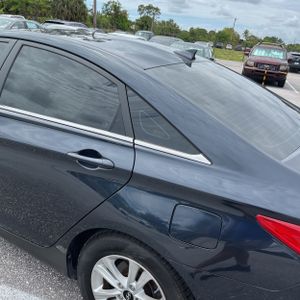 HYUNDAI SONATA GLS - 6