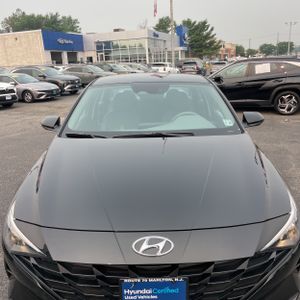 2023 Hyundai ELANTRA SEL — миниатюра 15