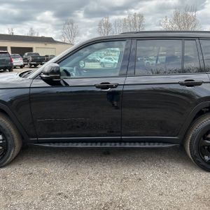 JEEP GRAND CHEROKEE LIMITED - 4