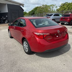 2019 Toyota COROLLA LE — фото 5