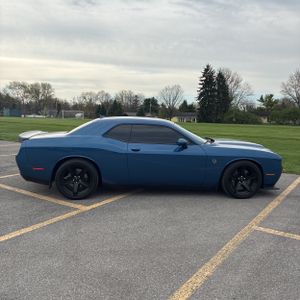 DODGE CHALLENGER SRT HELLCAT - 10