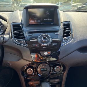صورة 37 لـ 2014 FORD FIESTA TITANIUM
