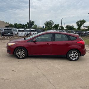 FORD FOCUS SE - 3