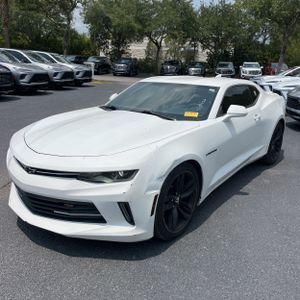 2016 Chevrolet CAMARO LT photo 1
