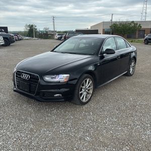 AUDI A4 2.0T PREMIUM - 1