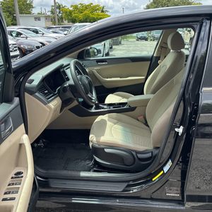 2018 Hyundai SONATA SE — миниатюра 31