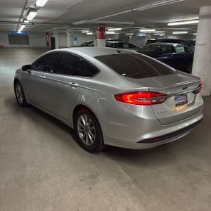 FORD FUSION SE - 4