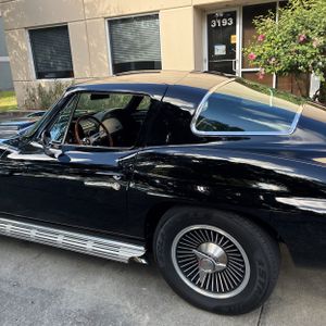 CHEVROLET CORVETTE - 6