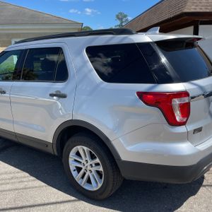 FORD EXPLORER BASE - 6