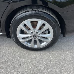 2019 Mercedes-BENZ C-CLASS thumbnail 18