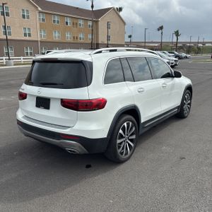 MERCEDES-BENZ GLB - 8