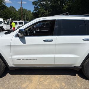 2015 JEEP GRAND CHEROKEE LIMITED — фото 4