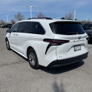 TOYOTA SIENNA - 5