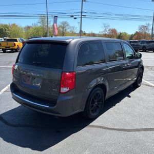 DODGE GRAND CARAVAN - 8