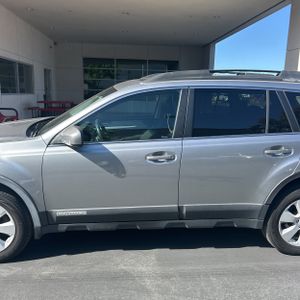 SUBARU OUTBACK PREMIUM - 4