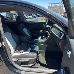 صورة مصغرة 32 لـ 2019 KIA OPTIMA EX