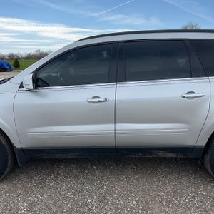 CHEVROLET TRAVERSE LT - 4