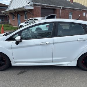 FORD FIESTA ST - 4