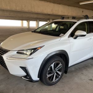 LEXUS NX 300 LUXURY - 2