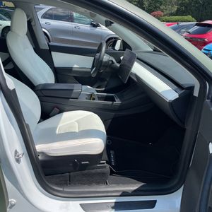 صورة مصغرة 32 لـ 2021 Tesla MODEL Y LONG RANGE