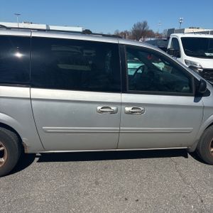 DODGE GRAND CARAVAN SXT - 10
