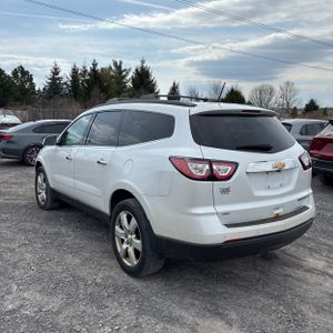 CHEVROLET TRAVERSE LT - 5