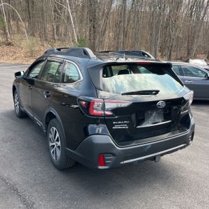 SUBARU OUTBACK BASE - 4