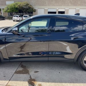 FORD MUSTANG MACH-E SELECT - 4