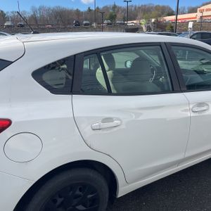 SUBARU IMPREZA 2.0I - 9