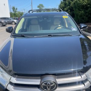 صورة مصغرة 15 لـ 2019 Toyota HIGHLANDER XLE