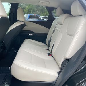 صورة 34 لـ 2023 Lexus RX 350 PREMIUM+