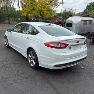 FORD FUSION SE - 5