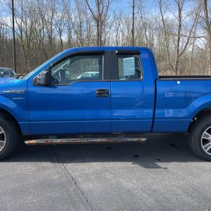FORD F-150 STX - 4