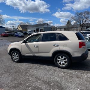 KIA SORENTO BASE - 3