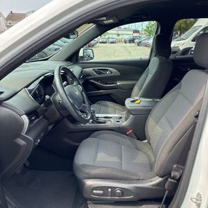 صورة مصغرة 32 لـ 2023 Chevrolet TRAVERSE LT CLOTH