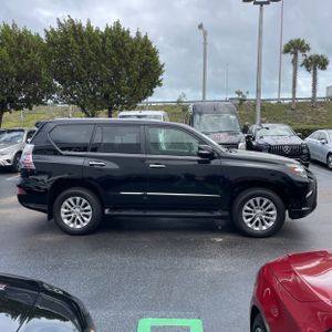 Lexus GX 460 Base - 10