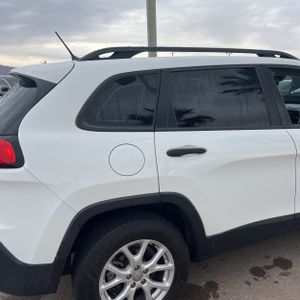 JEEP CHEROKEE SPORT - 9