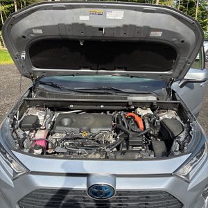 2019 Toyota RAV4 HYBRID XLE — фото 45